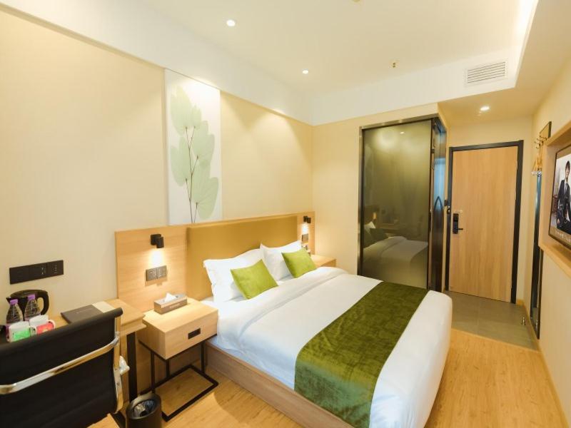 Greentree Inn Shanghai Huangxing Park Subway Station Express Hotel Extérieur photo